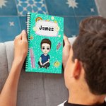 Cuaderno de espiral A5 personalizado con el nombre de un simpático estudiante de dibujos animados Regalo de vuelta al cole para niños y estudiantes