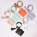 Cartera de cuero personalizada con flor de nacimiento y pulsera de cuentas con nombre regalo de cumpleaños o Día de la Madre para ella