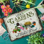 Gepersonaliseerde Retro Garden Cartoon Character Metal Sign met naam Tuin Yard Decor Housewarming Verjaardagscadeau voor mama oma vrienden tuinieren liefhebbers