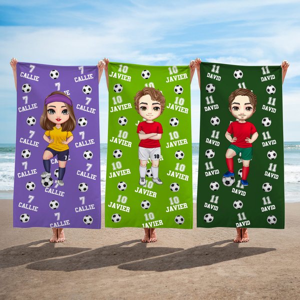 Toalla de playa personalizada de secado rápido con personaje de fútbol en caricatura nombre y número regalo para equipos y fanáticos del fútbol