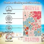 Gepersonaliseerde Multikleurige Bloemen Sneldrogende Oversized Strandlaken met Naam Zomer Vakantie Zwembad Feestje Cadeau voor Vrouwen Zwemliefhebbers