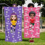 Toalla de playa personalizada de secado rápido con personaje de fútbol en caricatura nombre y número regalo para equipos y fanáticos del fútbol