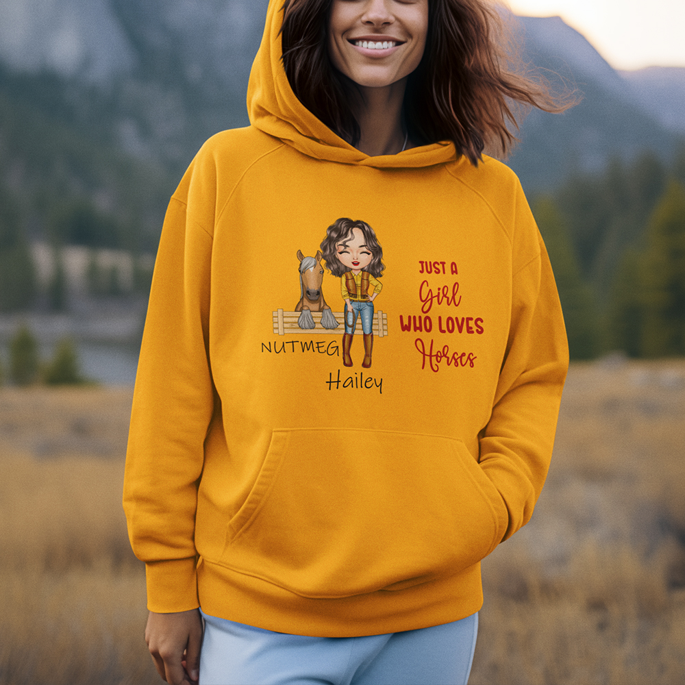 Sweatshirt à capuche avec nom Personnalisé Cartoon Horse Cowgirl Multicolor Sweatshirt à capuche avec nom Cadeau d'anniversaire pour la famille Amis Amoureux des chevaux