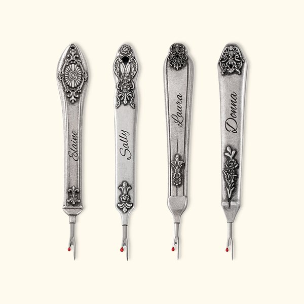 Personalized Vintage Flora Pattern Name Seam Ripper Tools for Sewing Crafting Thread Removing