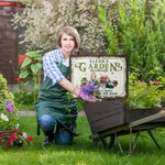 Personalized Cartoon Character Vintage Garden Metal Sign with Name Garden Decor Housewarming Birthday Gift for Grandma Mom Gardening Lovers