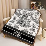 Personalisierte Retro Toile De Jouy Stil Hund Katze Quaste weiche Decke mit Namen Sentimental Sympathy Memorial Geschenk für Tierbesitzer