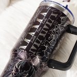 Personalizzato Multicolor Floral Mom 40 oz Tumbler con 1-8 nomi e cannuccia Accessori da viaggio Festa della mamma Regalo di compleanno per la mamma nonna