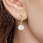 Personalized Simple Design PU Leather Jewelry Pouch Pearl Bracelet and Earrings Set with Name Wedding Bridal Shower Gift for Bride Bridesmaid