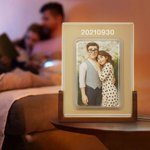 Personlig Rolig 3D tecknad karaktär Foto Akryl LED nattlampa med träbas och titel Heminredning Födelsedagspresent för husdjursälskare Familj