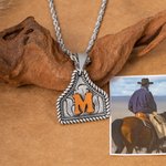 Henkilökohtainen Retro Länsi Cowboy Cow Tag kaulakoru Initial ja kaiverrettu teksti Farm Life Bullfighting tarvikkeet Syntymäpäivälahja Cowboy ystäville