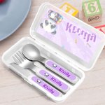 Personalisierte Cartoon Tiere Safe Edelstahl Gabel Löffel Messer 3 Stück Besteck Set mit Namen und Fall zurück zu Schule Geburtstag Geschenk für Jungen Mädchen