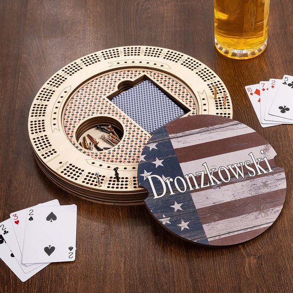 Personalised American Flag Design Portable Wooden Cribbage Board with Pegs and Poker Camping Outdoor Activities Birthday Gift for Cribbage Lovers