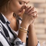 Henkilökohtainen Raamatun jae Cross Helmet rannerengas teksti uskonnollinen korut päivittäin kulumista syntymäpäivä kaste lahja naisille kristityt