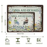 Personalizzato Retro Sitting Cartoon Characters Horizontal Metal Sign con nome Garden Door Decor Birthday Gift for Grandma Mom Lovers Gardening