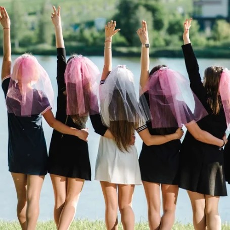 Enterrement de Vie de Jeune Fille