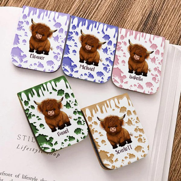 Personalized Cute Highland Cow PU Leather Magnetic Bookmark Clip with Name Birthday Gift for Readers Bookworms Highland Cow Enthusiasts