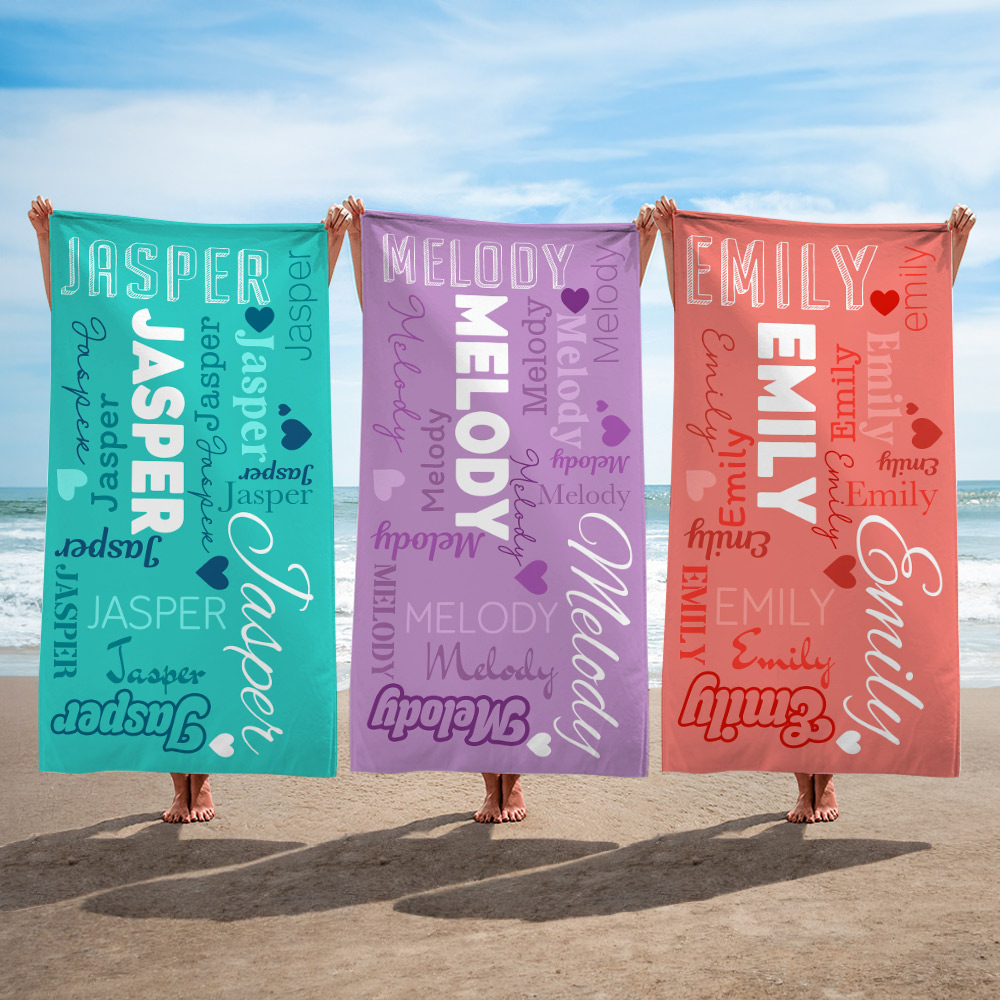 Serviette de plage surdimensionnée personnalisée avec nom, nuage de mots multicolore, séchage rapide, fête de piscine, vacances d'été, cadeau pour la famille et les amis.