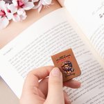 Personalized Cartoon Lion Cow Grumpy Animals Magnetic PU Leather Bookmark Clip with Name Reading Accessory Birthday Gift for Friends Bookworms