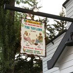 Gepersonaliseerde Retro Cartoon Personages Tinplate Metal Sign met naam Tuindeur Decor Verjaardagscadeau voor familie vrienden tuinieren liefhebbers