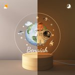 Astronauta Personalizado Planet Face Foto LED Luz de Noche con Nombre y Base de Madera Cute Room Decor Cumpleaños Baby Shower Gift for Kids
