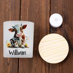 Personlig söt Highland Cow LED-ljusburk med namn och trälock Heminredning Födelsedagsjubileum Present till familjen Highland Cow-älskare