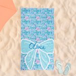 Toalla de playa de gran tamaño personalizada con lazo floral Coquette y nombre Regalo de cumpleaños esencial para viajes y vacaciones para niñas y mujeres