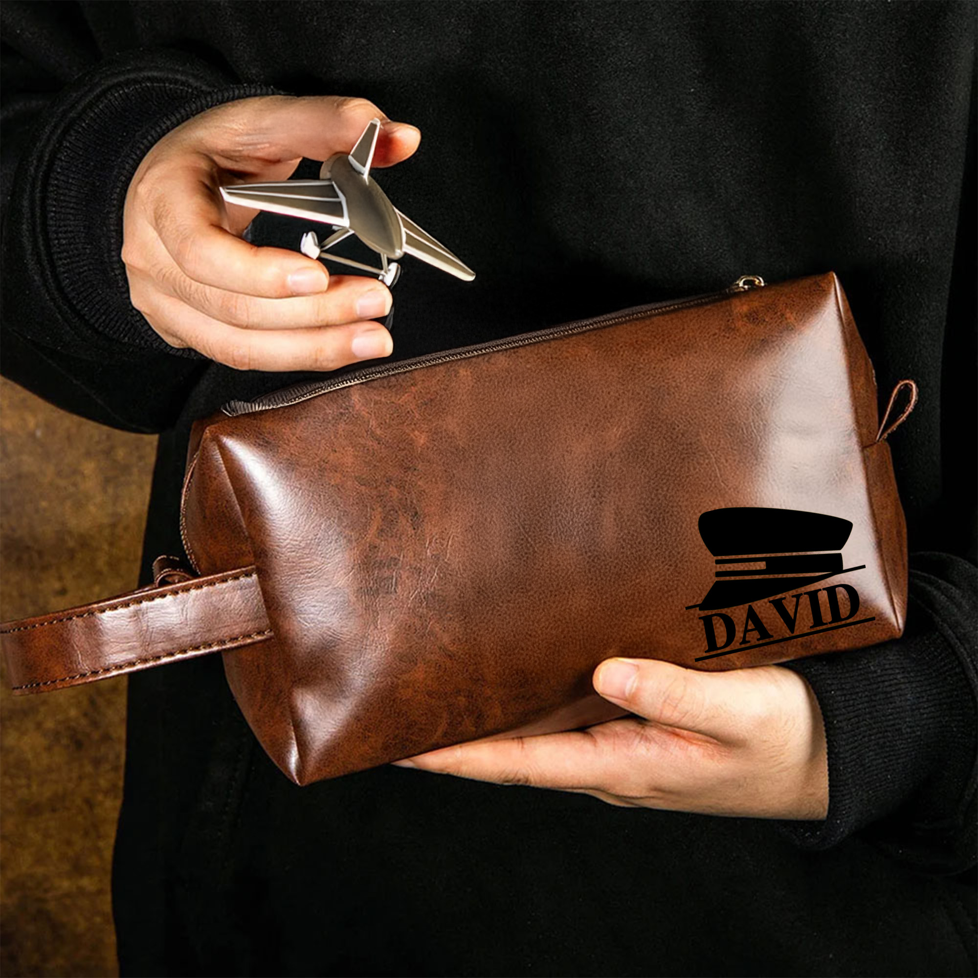 Trousse de toilette personnalisée pilote d'avion en cuir PU imperméable avec nom Voyage Aviation Cadeau d'anniversaire pour les hommes Armée de l'air