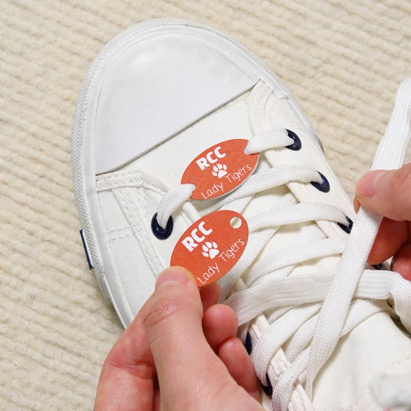 Breloque lacet de chaussure multicolore personnalisé avec nom Appréciation de l'équipe Cadeau de compétition pour l'équipe de cheerleaders