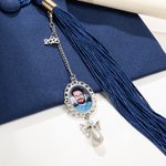 Personalisierte Perle Schmetterling Abschlusskappe Charme Quaste Memorial Ornament mit Foto Klasse von 2025 Graduierung Geschenk für Absolventen