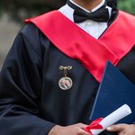 Gepersonaliseerde Boog Zirkoon Foto Kapel Broche Pin met Tekst Huwelijk Graduation Anniversary Gift voor Pasgetrouwden Afgestudeerden