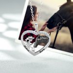 Collier Gravé Personnalisé avec Prénom Forme Coeur Fille et Cheval Cadeau Anniversaire pour Fille Femme Amoureux des Chevaux