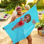 Personlig snabbtorkande strandhandduk med födelseblommor och cartoonfigur perfekt för strandsemester och som vänskapspresent