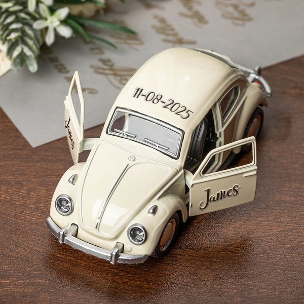 Gepersonaliseerd Miniatuurmodel van een Vintage Kever Trouwauto met Naam en Datum Bedankcadeau voor Bruidsjonkers Ringenjongen en Gasten