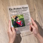 Gepersonaliseerde Krant stijl foto ouders bericht Acryl Plaquette met namen Datum en Base Home Decor Verjaardag Graduation Gift voor afgestudeerden