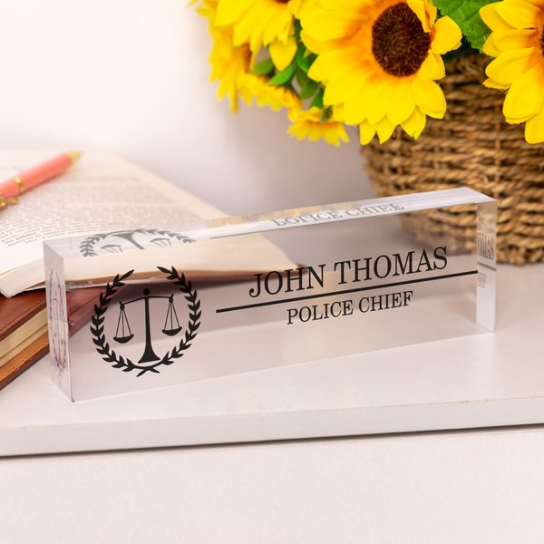 Henkilökohtainen Balance Scale akryyli nimi merkki asema Desk koristelu kiitollisuus syntymäpäivälahja lakimies oikeudellinen henkilökunta