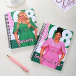 Personalizzato 1908 Fashion Sorority Sisters A5 Taccuino a spirale con nome Registrazione Accessorio Compleanno Sorority Founders' Day Regalo per sorelle amiche