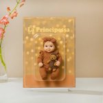 Targa in acrilico personalizzata con foto e personaggio in effetto 3D con titolo e base decor da scrivania regalo di compleanno per amici e familiari