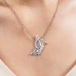 Collier papillon personnalisé avec nom Bijoux délicats Cadeau d'anniversaire pour femmes