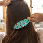 Personalisierte Paw Print Bone 1-3 Gesicht Fotos Luftkissen Kamm mit Namen und Griff Multicolor täglichen Gebrauch Geburtstag Geschenk für Frauen Mädchen Tierliebhaber