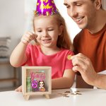 Ballon personnalisé Happy Birthday Cartoon Kid Wooden Clear Money Box Piggy Bank with Name Desk Decor Birthday Gift for Boys Girls