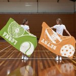 Serviette de Sport Super Absorbante Personnalisée avec Nom Motif de Ballon ou Balle et Numéro Cadeau Anniversaire pour Enfant Amis Amateur de Sport