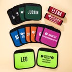 Personalisierte Medizinischer-Notfall-Alarm 2 Stk. Auto-Sicherheitsgurtbezüge mit Namen Text Fürsorgliches Geburtstagsgeschenk für Kinder Familie