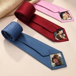 Personalisierte Streifen Foto Patch Krawatte mit Namen und Geschenkbox Herren Accessoire Hochzeit Jahrestag Business Geschenk für Ehemann Papa