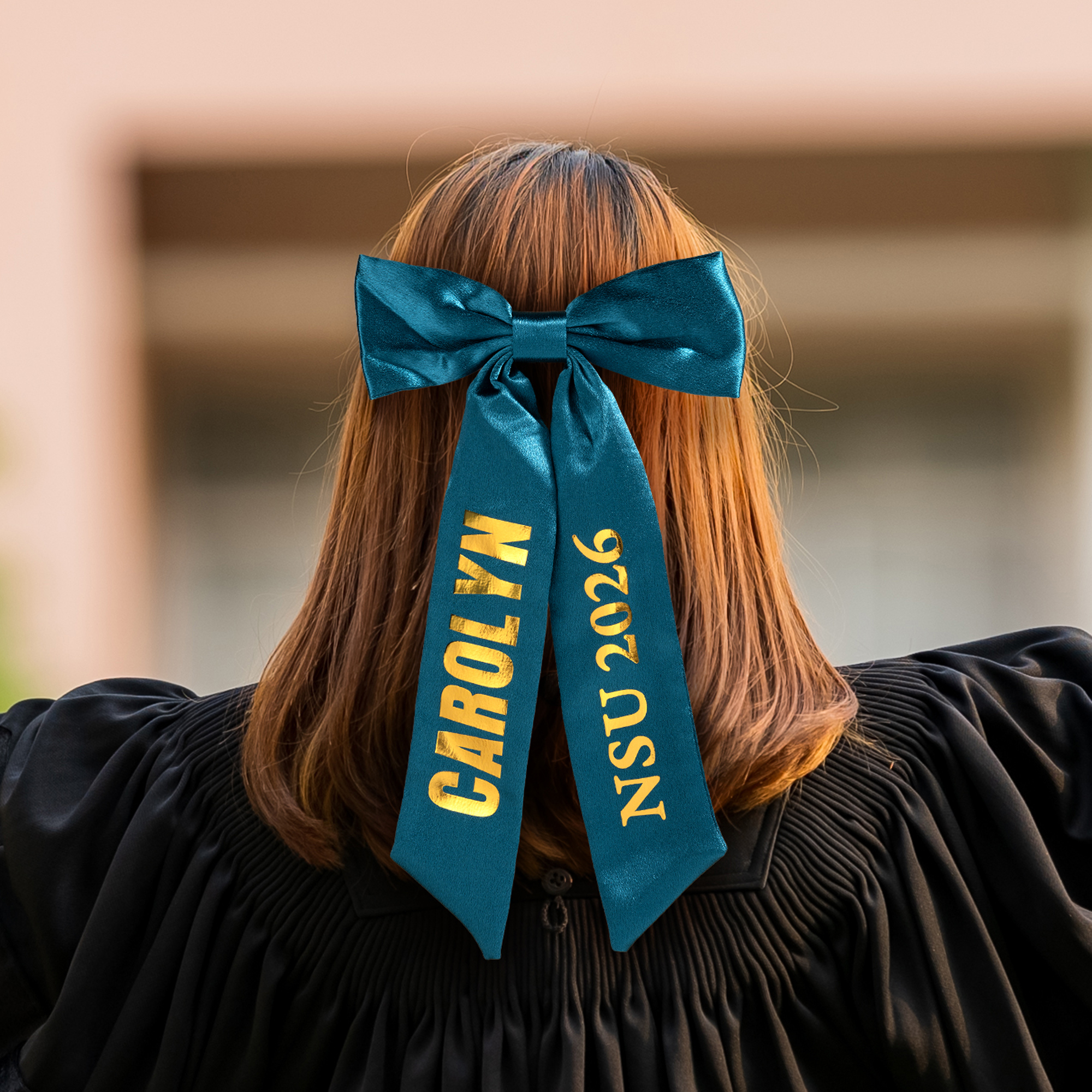 Barrette à cheveux noeud papillon Texte pailleté personnalisé Accessoires de cheveux Cadeau de fin d'études pour fille diplômée
