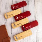 Personligt set med kulspetspenna och fodral i trä med namn och titel Kontorsmaterial Uppskattningsgåva för anställda Kollegor