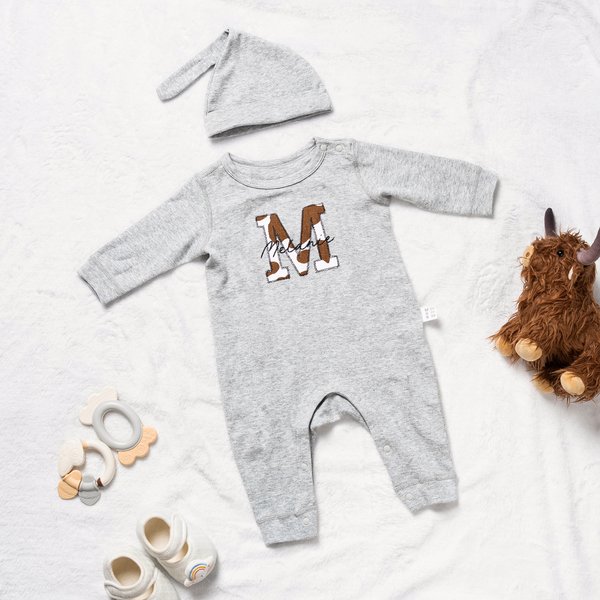 Personalised Embroidery Cow Print Initial 100% Cotton Baby Romper Hat Set with Name Welcome Baby Party Baby Shower Gift for Newborns