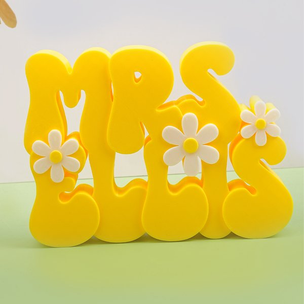 Plaque de bureau personnalisée imprimée en 3D multicolore avec marguerite Décor de bureau Cadeau d'anniversaire et d'appréciation pour les enseignants