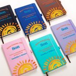 Personalizzato Here Comes the Son Libro degli ospiti in pelle PU multicolore con nomi e 80 pagine foderate Regalo per la festa del bebè per i nuovi genitori