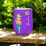 Bicchiere da 355ml personalizzato con nome fiore di nascita e personaggio in stile cartone animato regalo di compleanno matrimonio o festa per donne