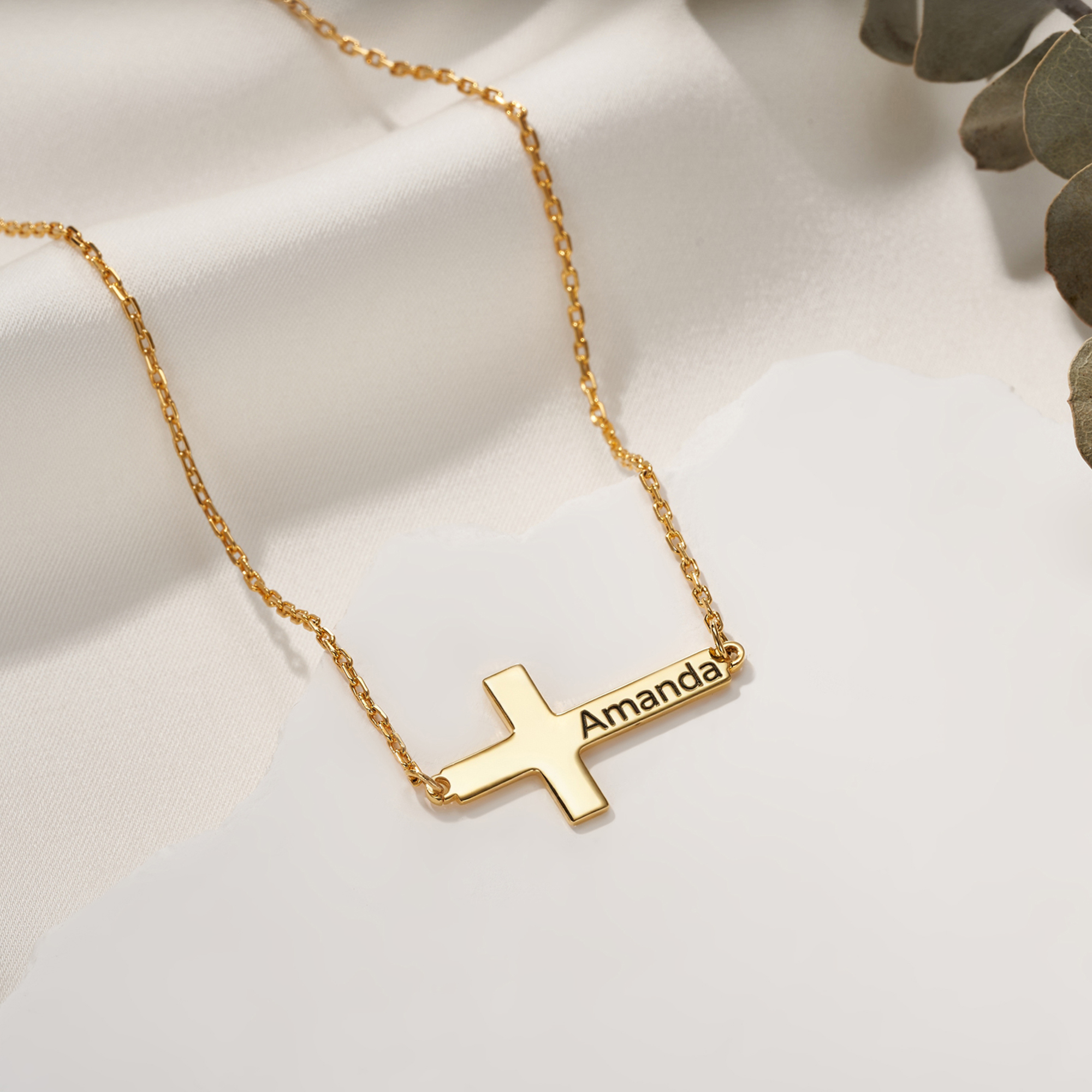 Collier Croix Personnalisée avec Texte Gravé Bijoux délicats Anniversaire Baptême 1ère Communion Cadeau pour Femmes Chrétiennes